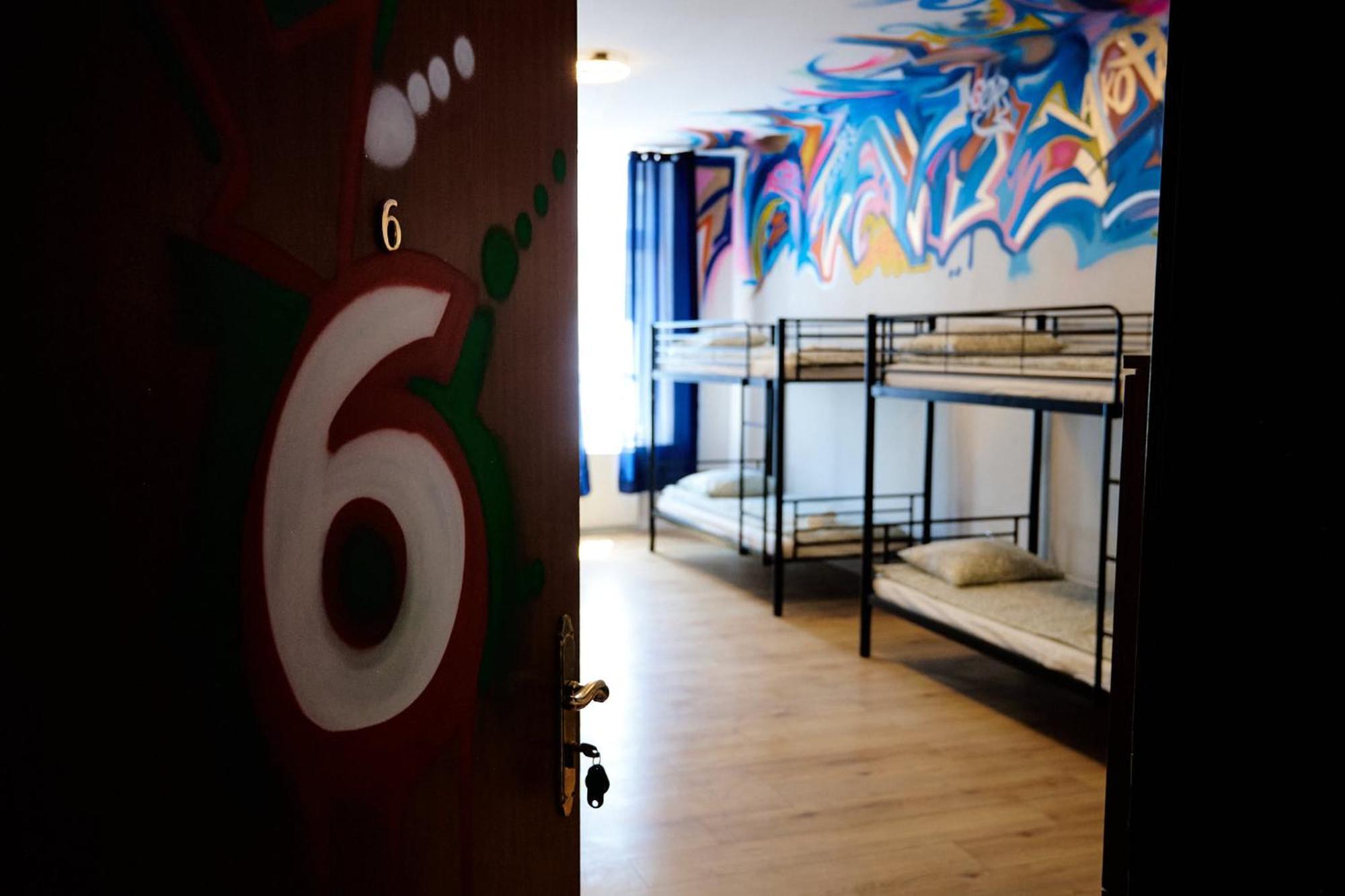 Hostel Graffiti 크라쿠프 외부 사진