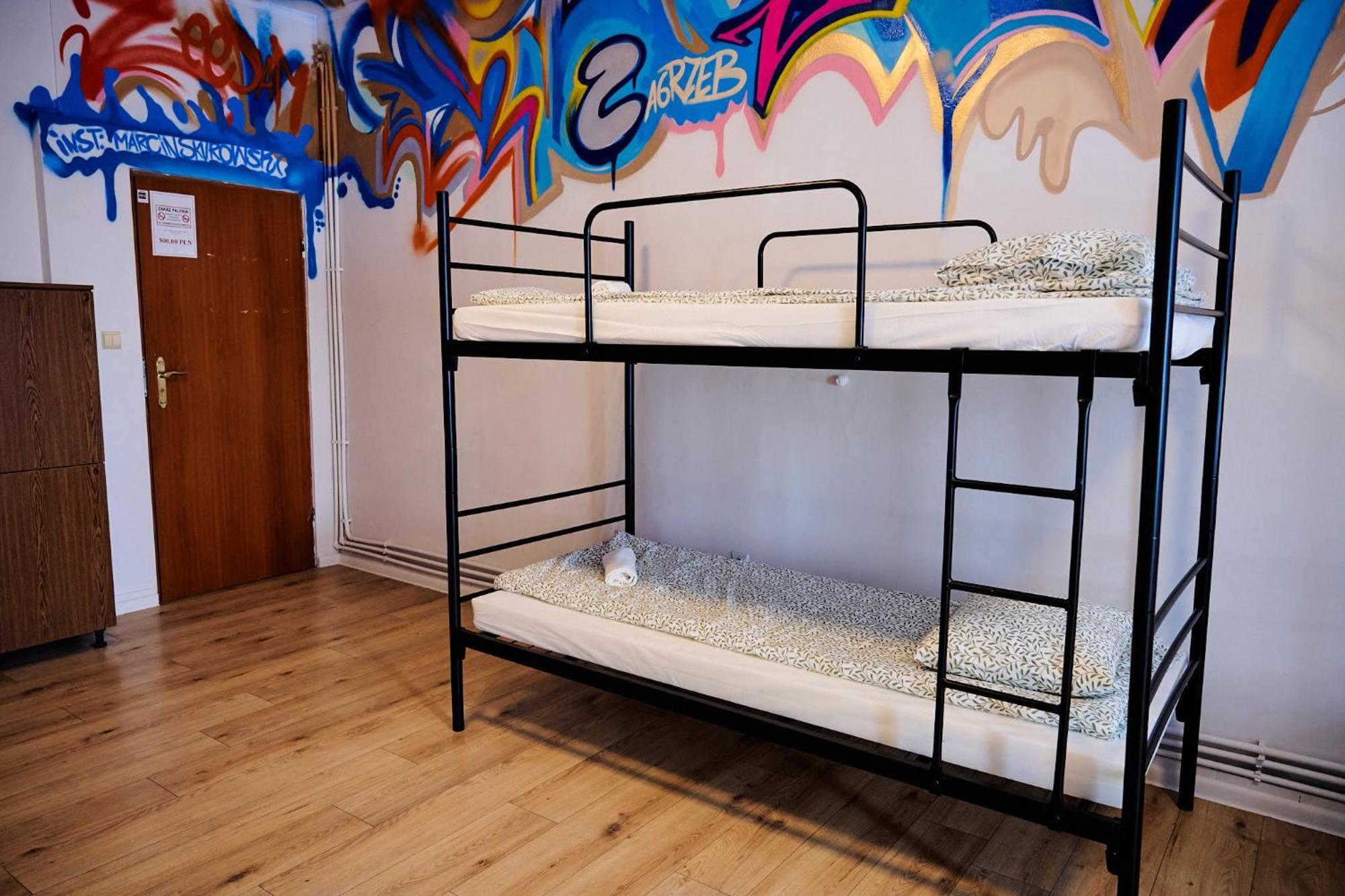 Hostel Graffiti 크라쿠프 외부 사진