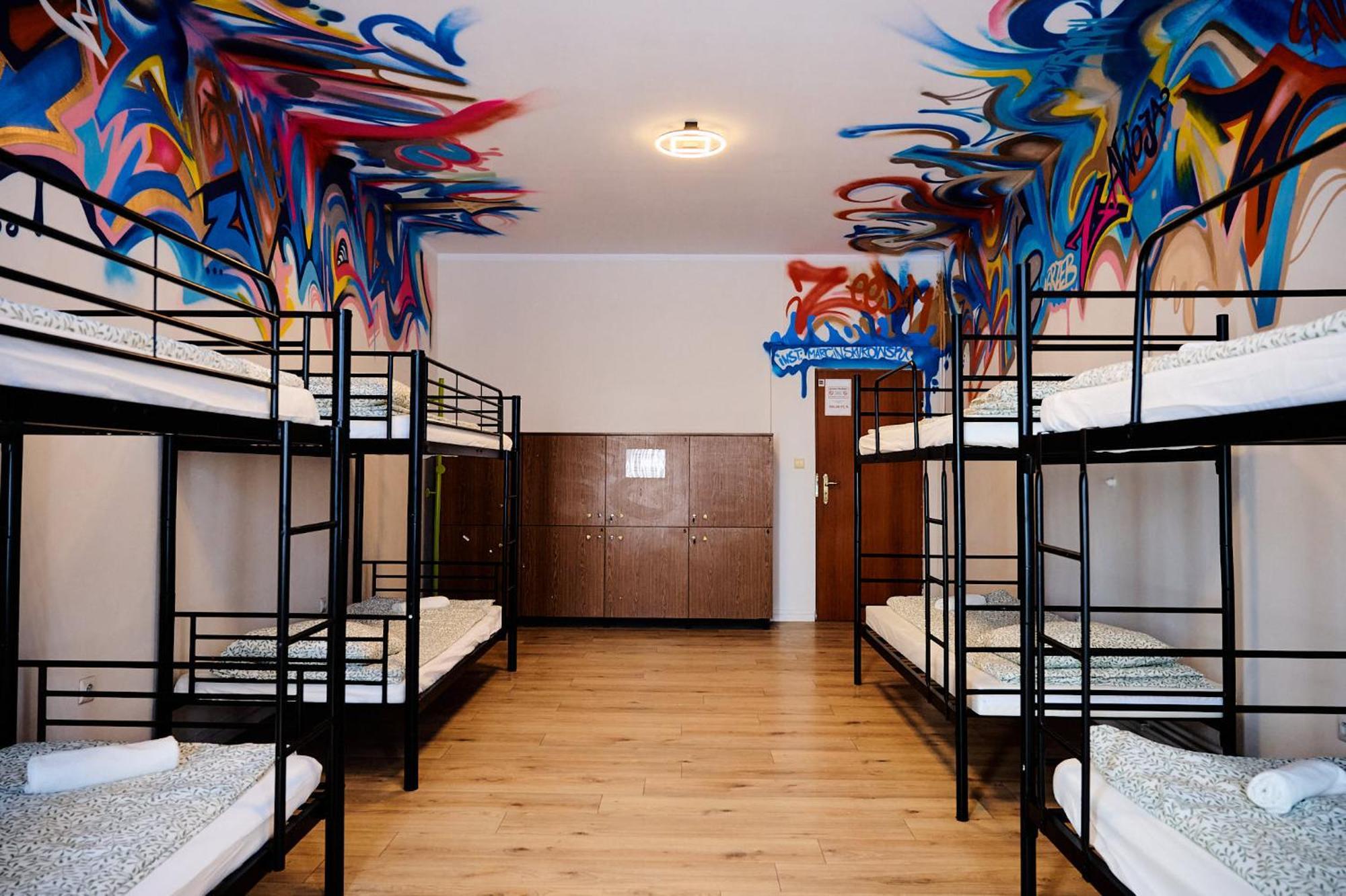 Hostel Graffiti 크라쿠프 외부 사진