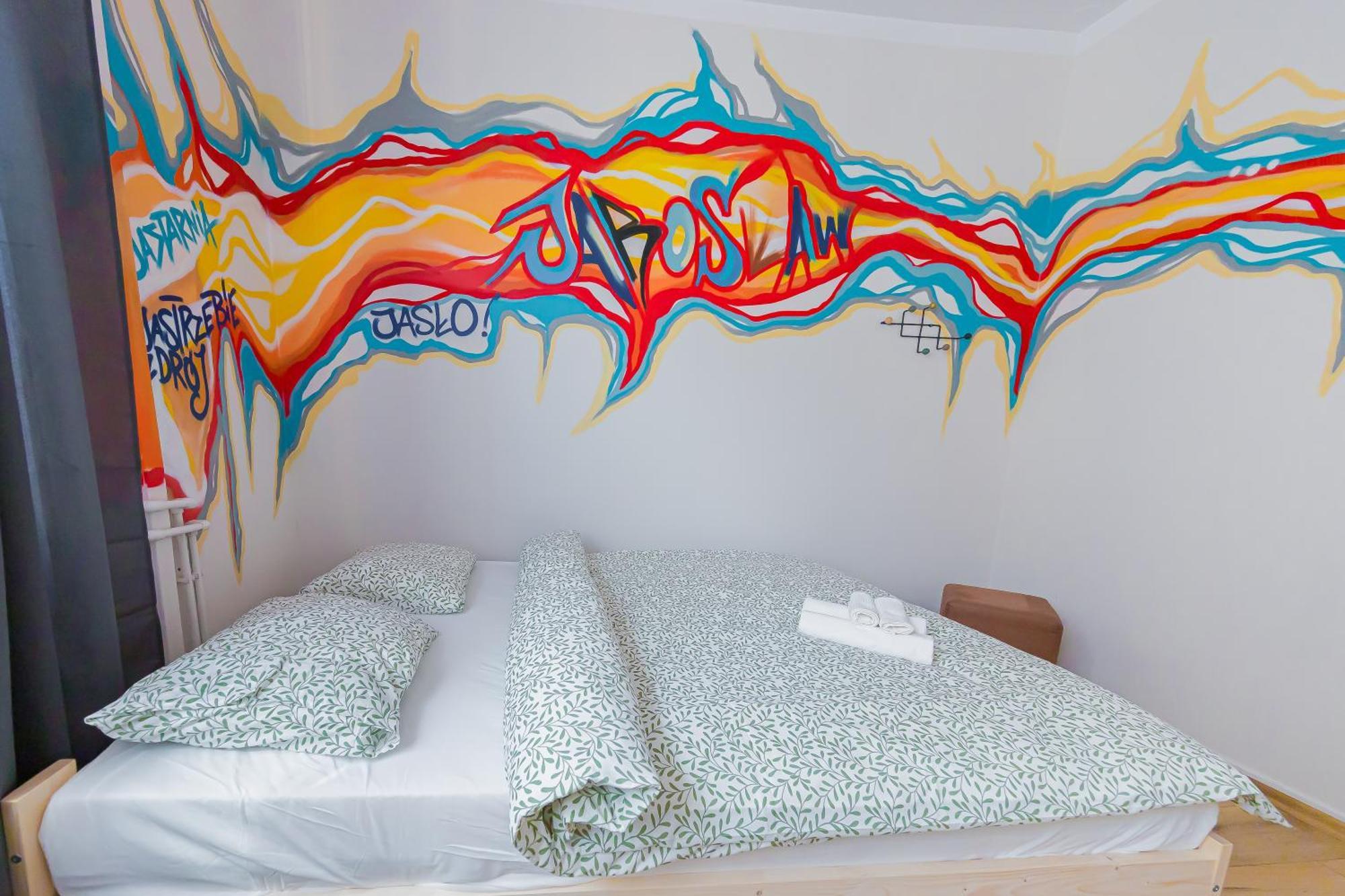 Hostel Graffiti 크라쿠프 외부 사진